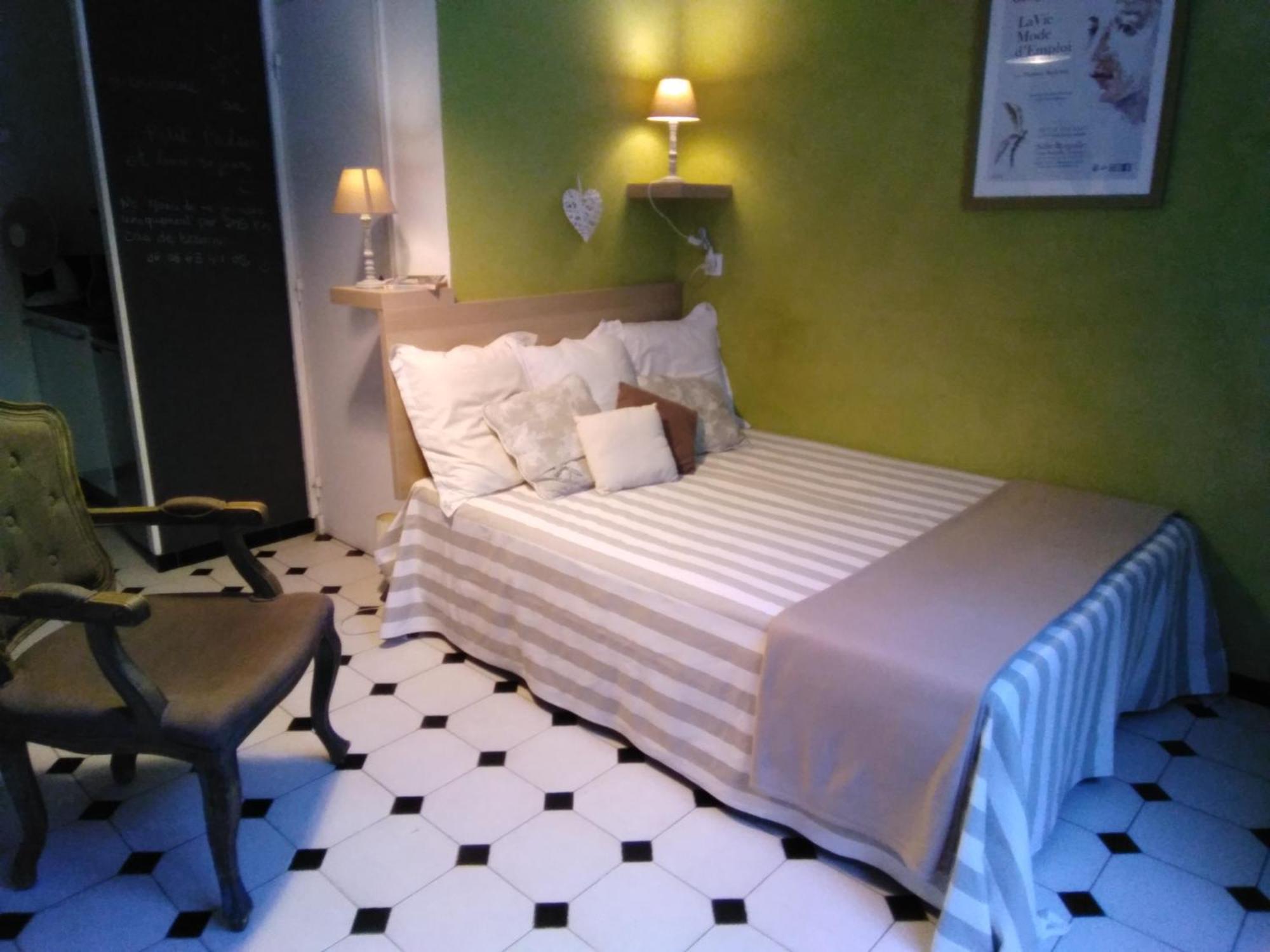 아비뇽 Le Petit Palais Maisonnette 아파트 호텔 외부 사진